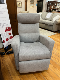 Clearance- Divani Recliner