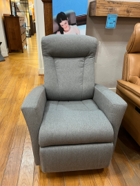 Clearance- Prince Recliner