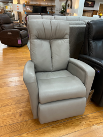 Clearance- Salem Recliner